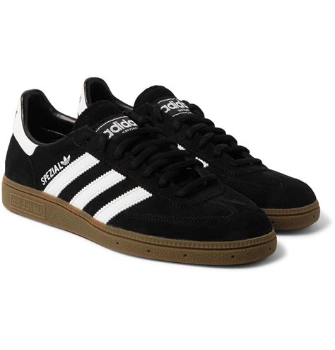 adidas classic sneakers zwart